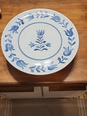 THRESHOLD CAKE STAND